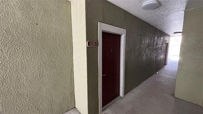 Building Photo - 8103 Lillies Way