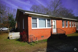 Building Photo - 606-A S Andrews Ave. Goldsboro, NC 27530