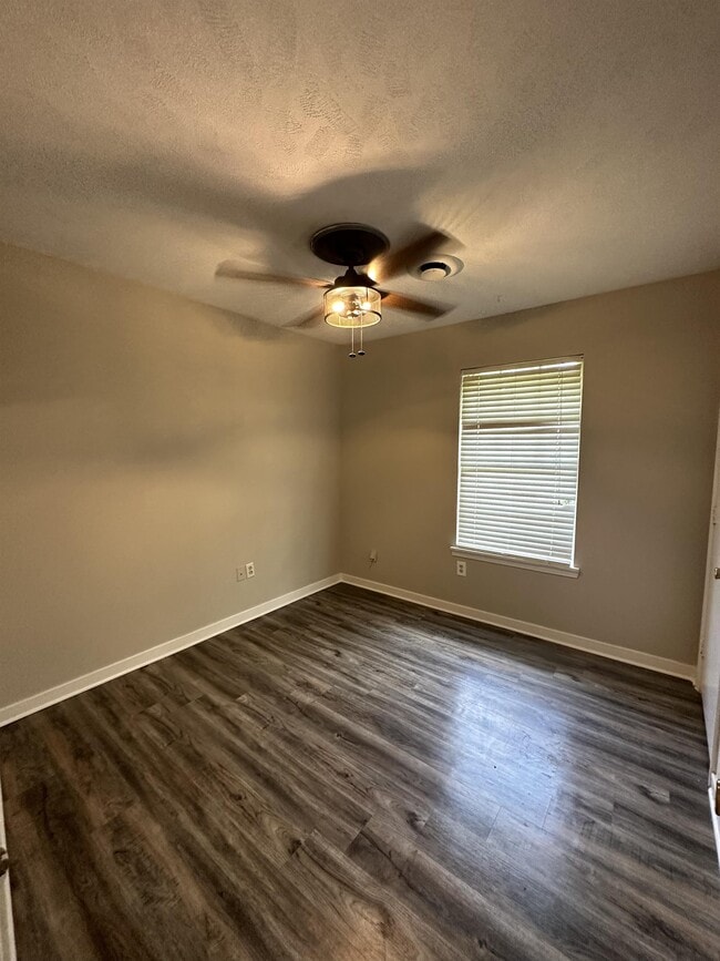 Building Photo - 5703 Medallion Dr