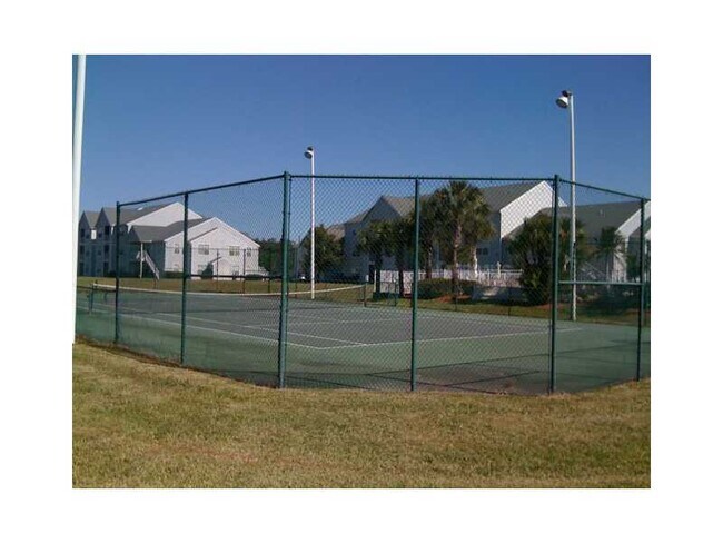 Building Photo - Free Rent for November! 2/2 Condo in Kissimmee for Rent!