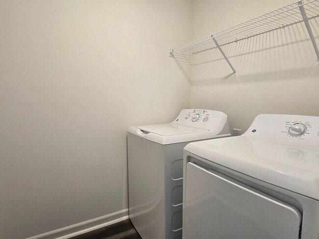 Building Photo - Brand new 3-bedroom / 2.5-Bath in the high...