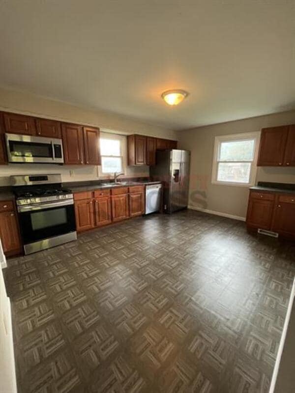 Building Photo - 3331 W 78th Pl