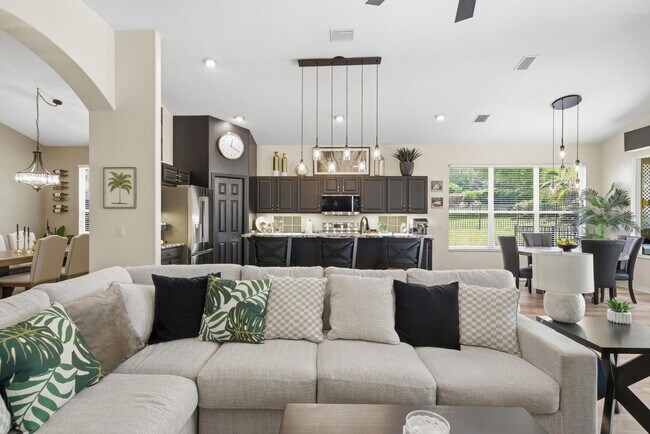 Building Photo - 1020 W Rollingwood Ct