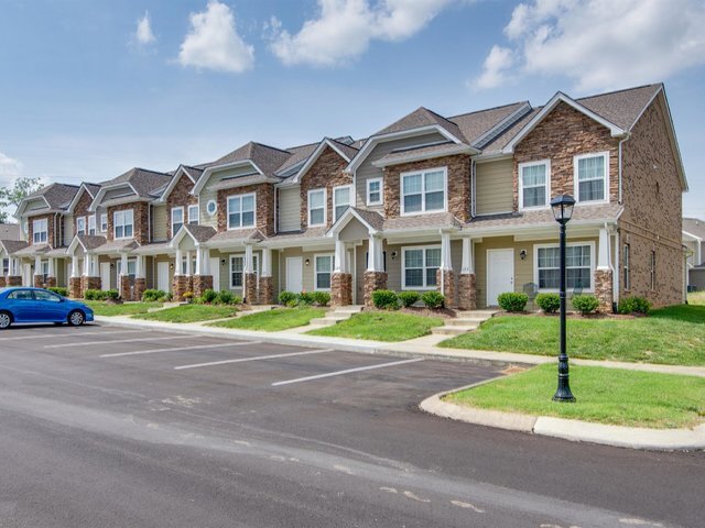 Building Photo - 185 Cobblestone Place Dr
