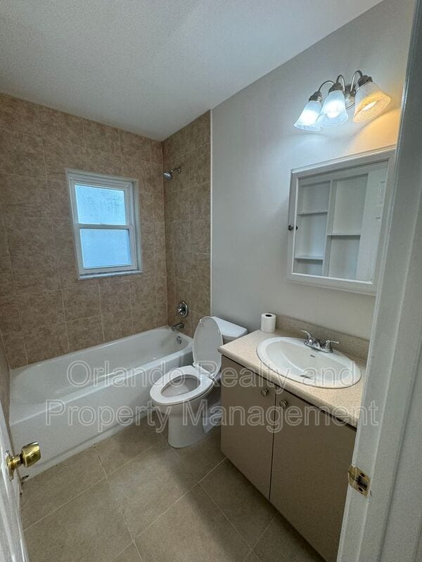 Building Photo - 105 Shomate Dr