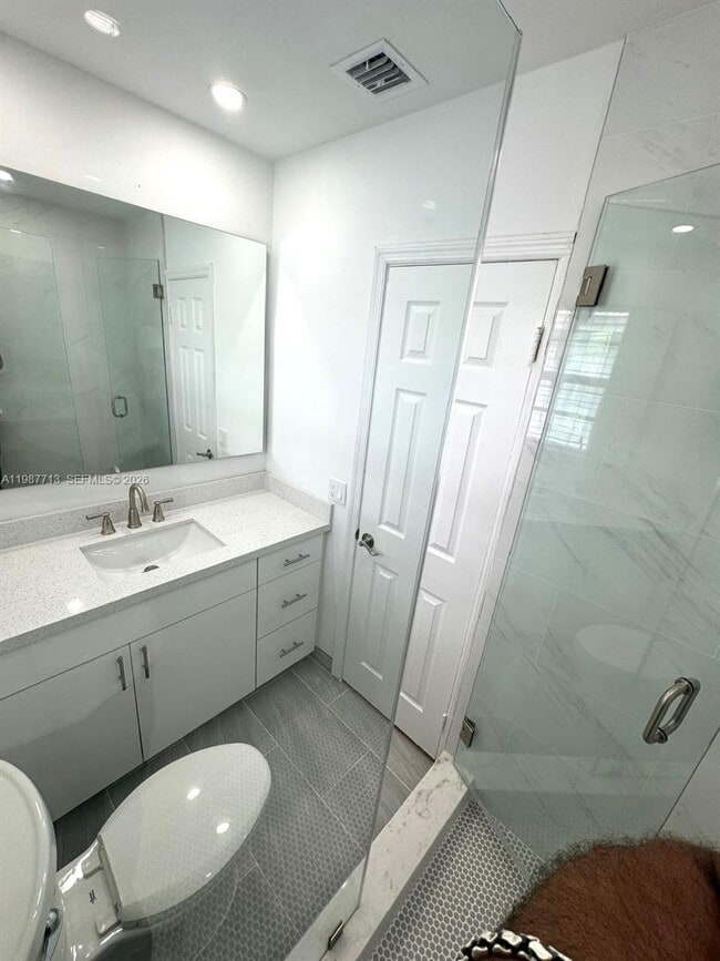 Building Photo - 3619 S Le Jeune Rd