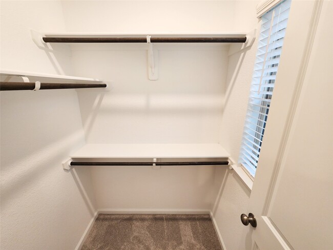 Building Photo - 15552 Leopard Lily Ln