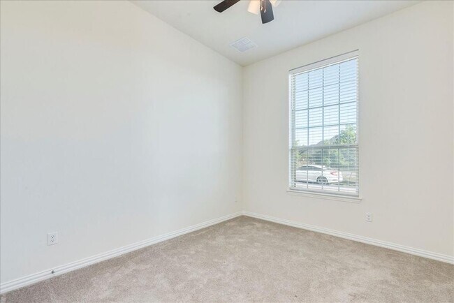 Building Photo - 1689 Cool Spring Way