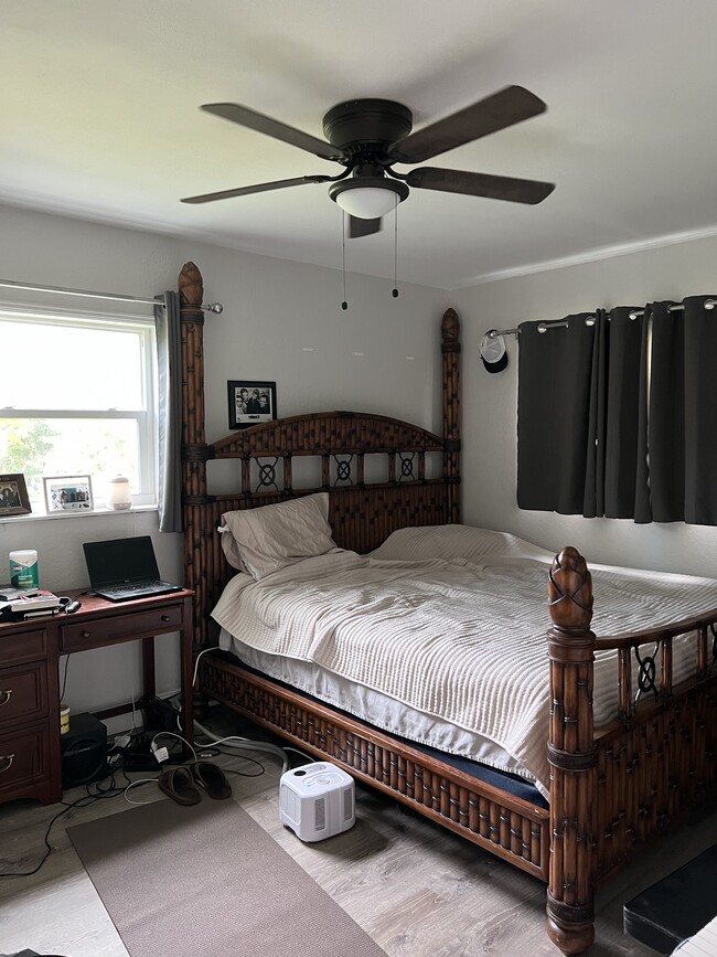 Building Photo - 1720 59th St S