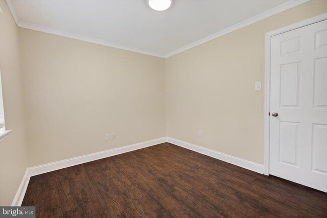 Building Photo - 31 Brookside Ct
