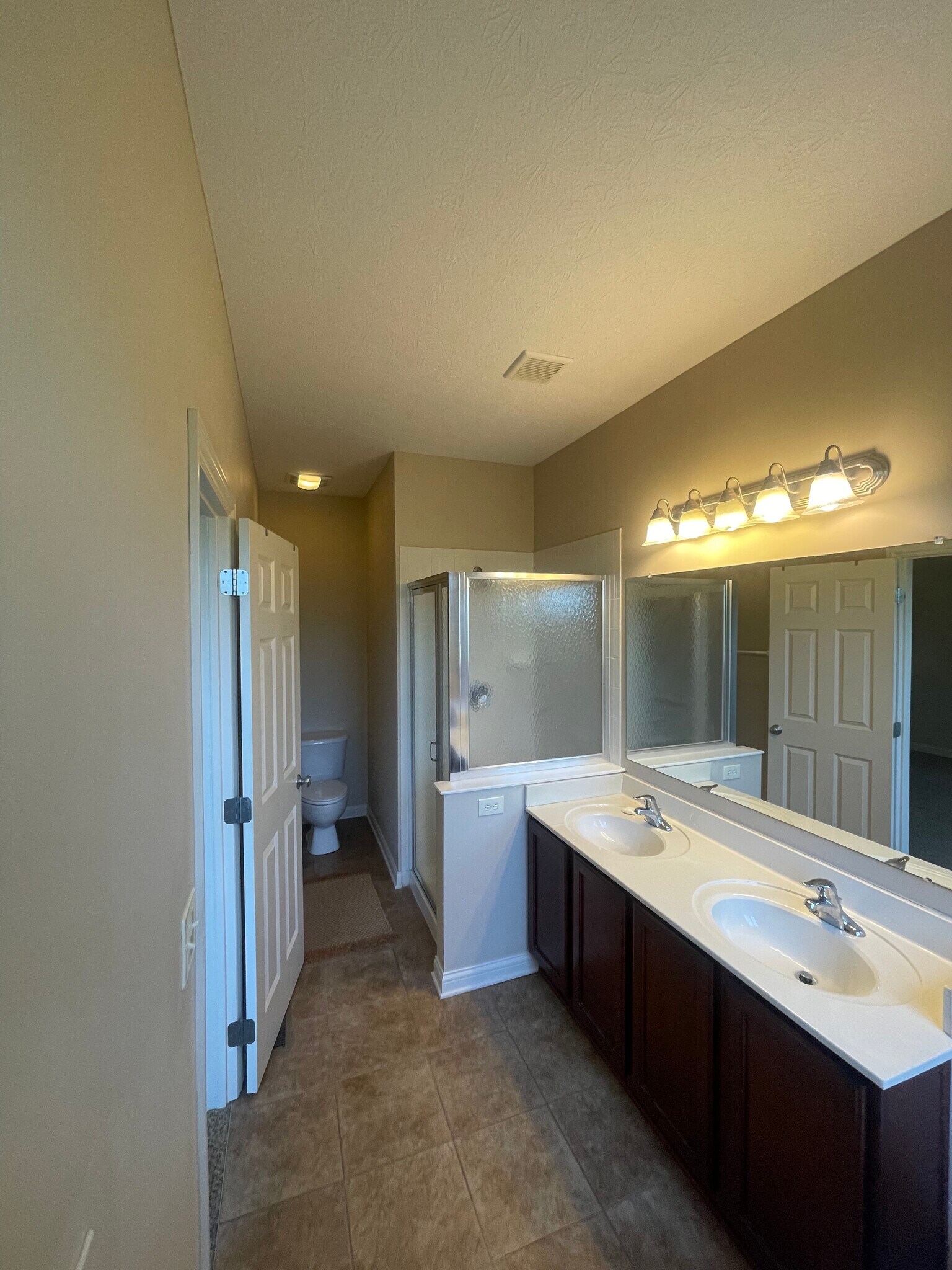 Building Photo - 2793 Acarie Dr