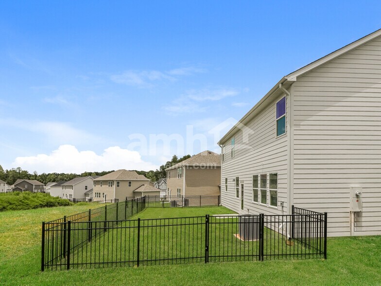 Building Photo - 99 Hickory Pointe Rd