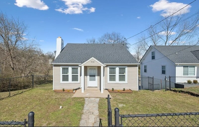 Primary Photo - 306 W 17th St