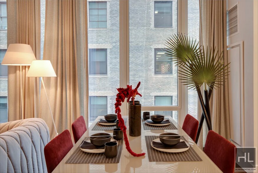 Building Photo - East 44th Street