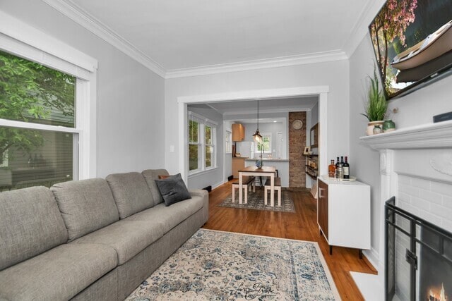 Building Photo - 204 E Burlington St