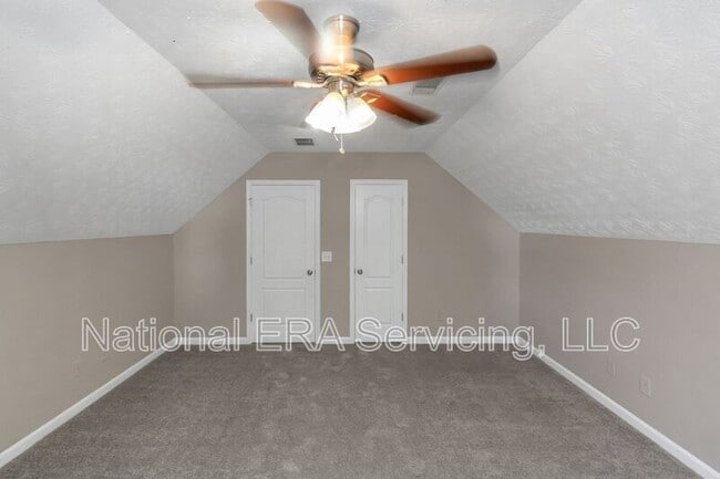 Building Photo - 355 Long Creek Dr