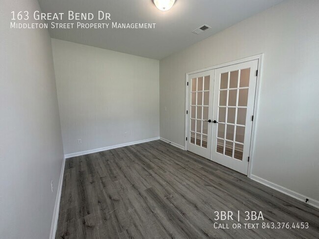 Building Photo - 163 Great Bend Dr