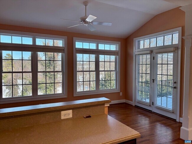 Building Photo - 643 Eight Woods Ln