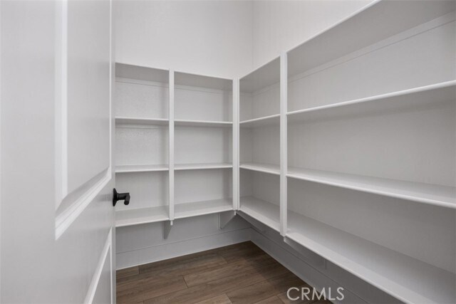 Building Photo - 9355 Astor