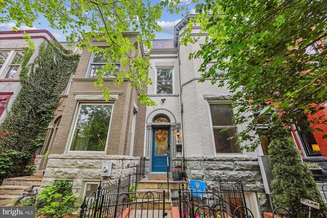 Building Photo - 141 T St NW