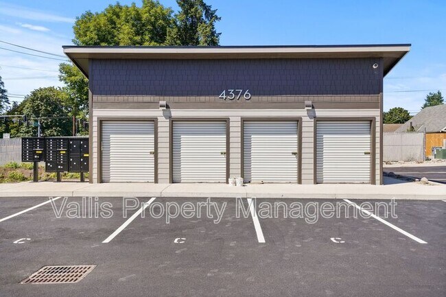 Building Photo - 4374 Fisher Rd NE