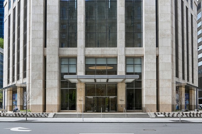 Building Photo - 99 Hudson St