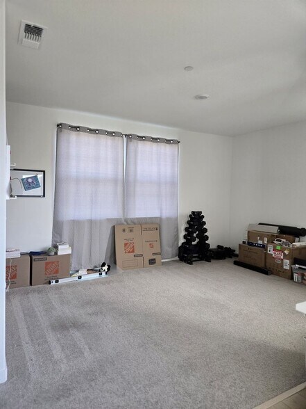 Building Photo - 2413 Village Square Blvd