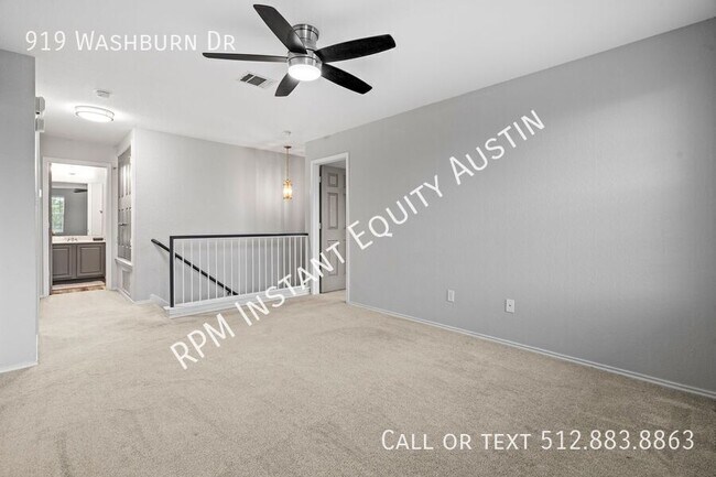 Building Photo - 919 Washburn Dr