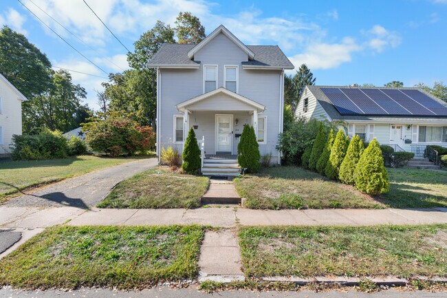 Primary Photo - 304 Fairview Ave