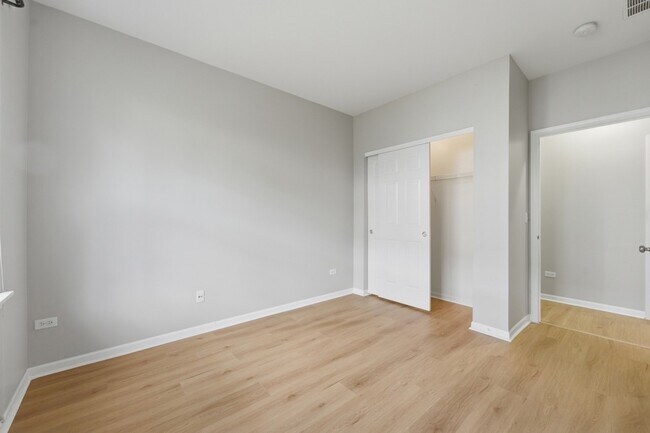 Building Photo - 3133 Falling Waters Ln