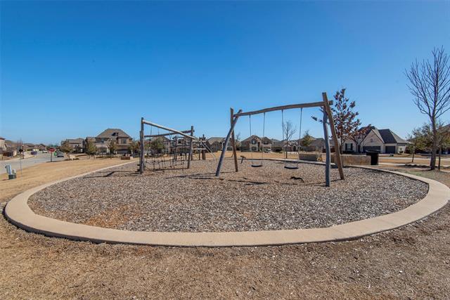 Building Photo - 16604 Central Garden Ln
