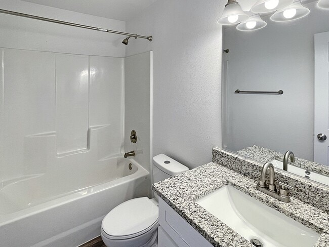 Building Photo - 437 S Cleburne Whitney Rd