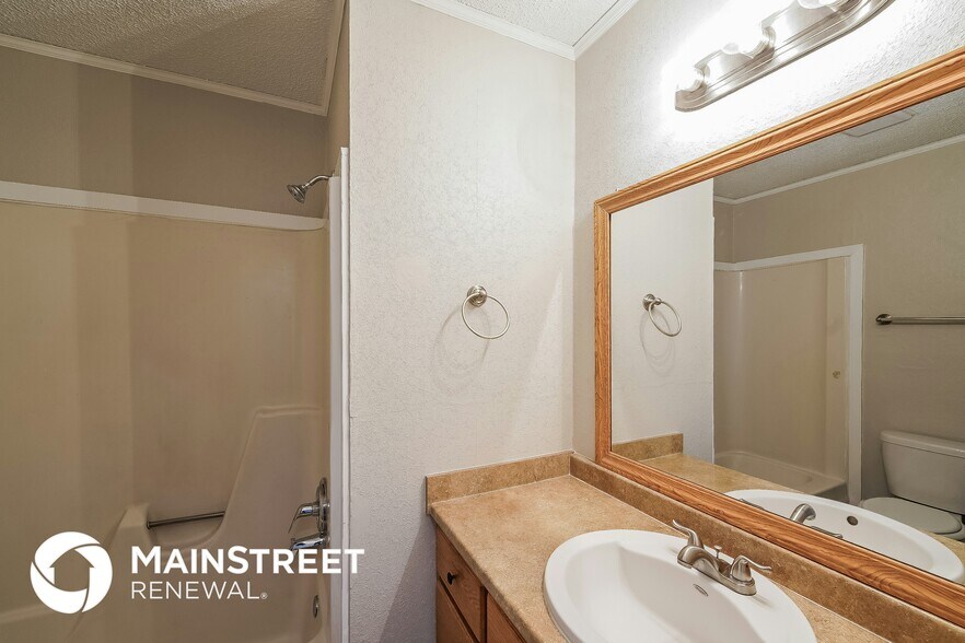 Building Photo - 5070 Rick Dr