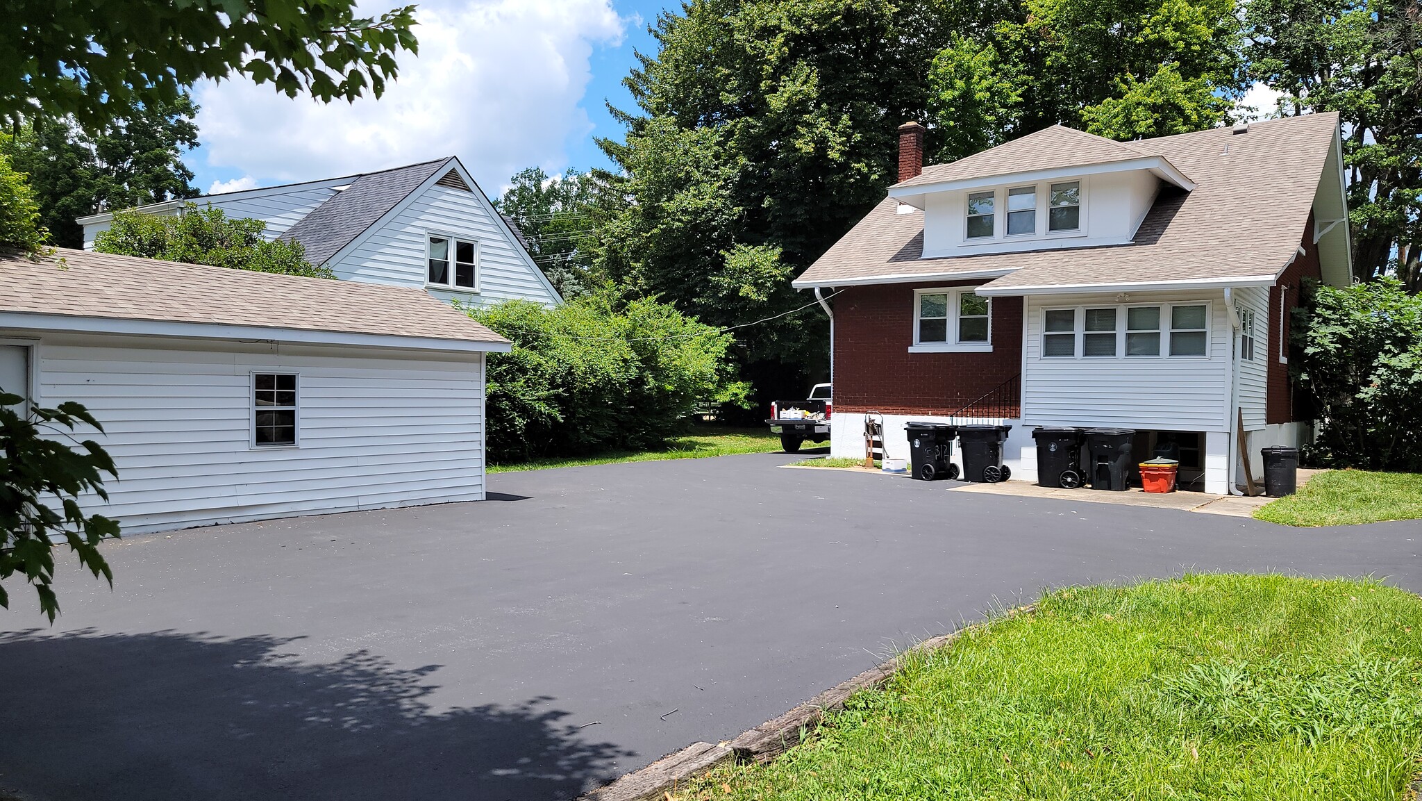 Building Photo - 3812 Taylorsville Rd