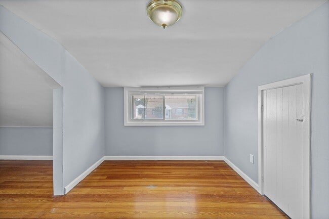 Building Photo - BRIDGETOWN - Charming 3 Bed 2 Bath w 1 Car...