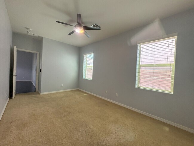 Building Photo - COMING SOON! LYONS GATE 5 BDRM + LOFT W CO...