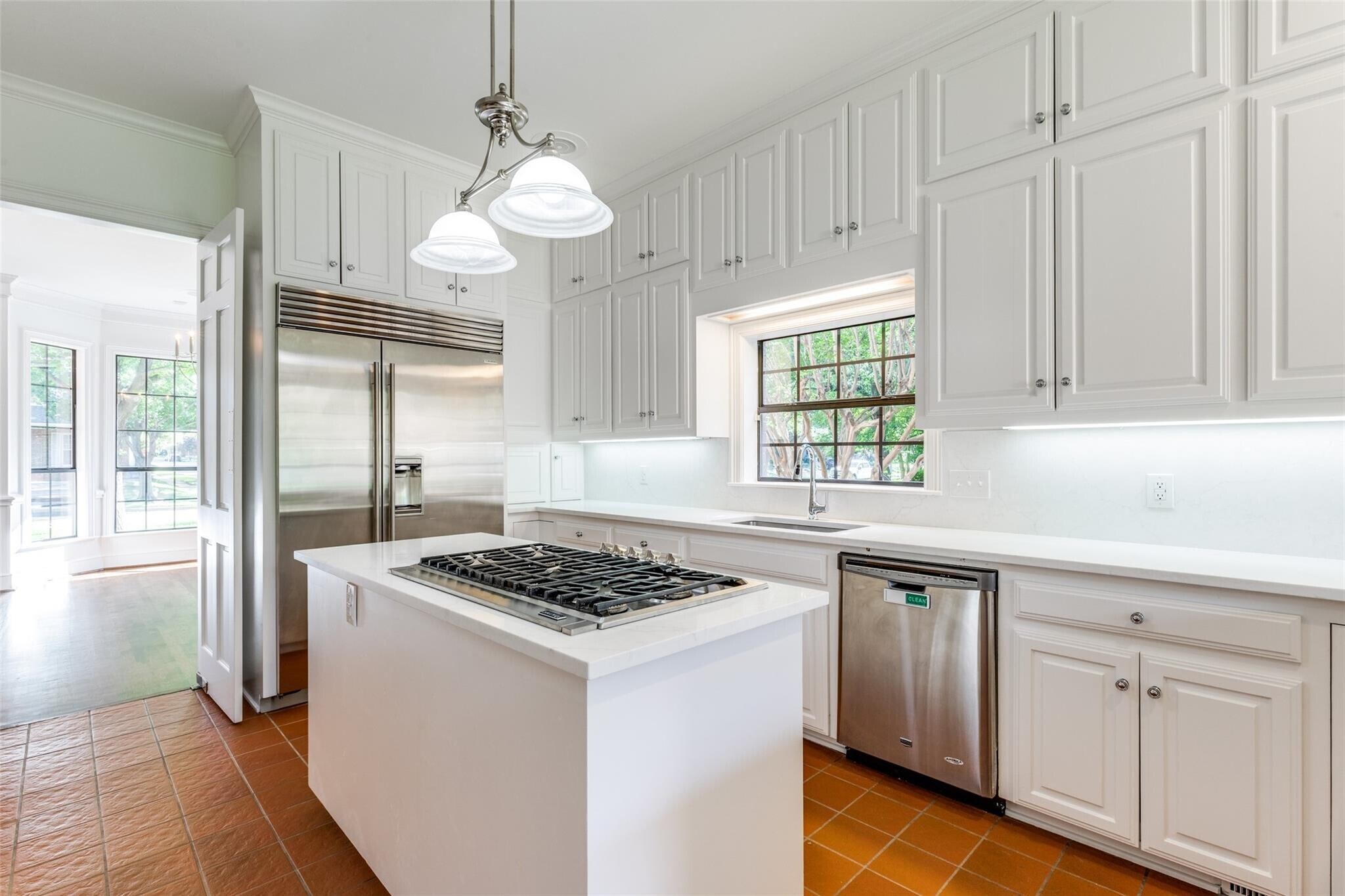 Building Photo - 3201 Saint Johns Dr
