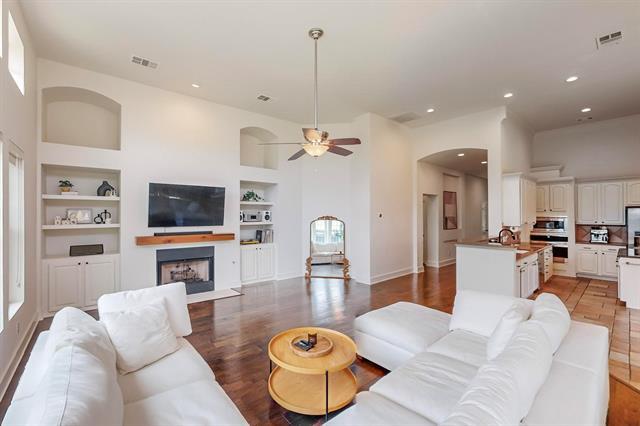 Building Photo - 9964 Madrone Dr