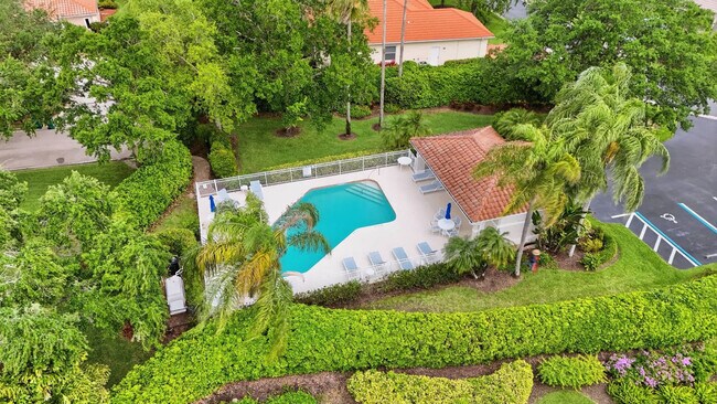 Building Photo - 1154 Augusta Falls Way