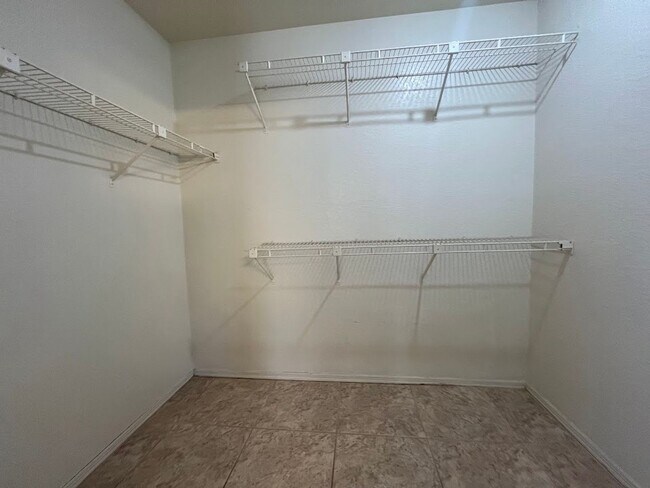 Building Photo - Charming 2 Bedroom, 2 Bathroom Home for Rent!