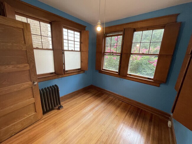 Building Photo - 2018 Pierce Mill Rd NW