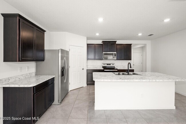 Building Photo - 4641 Talbot Blvd
