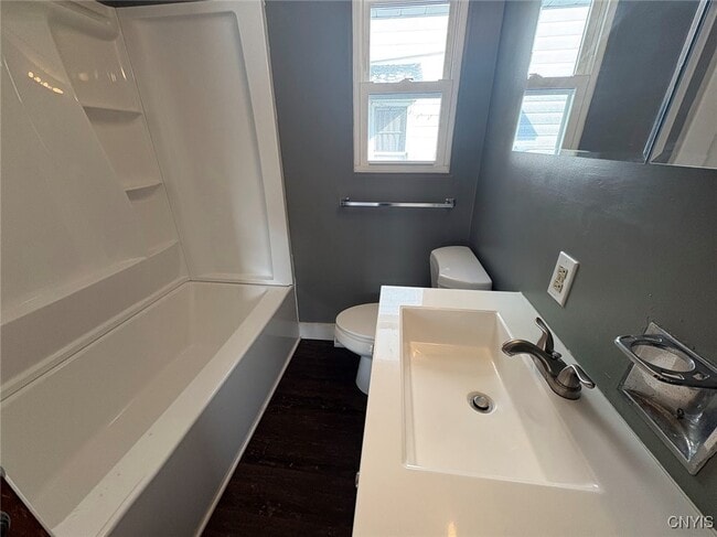 Building Photo - 519 Sunflower Dr