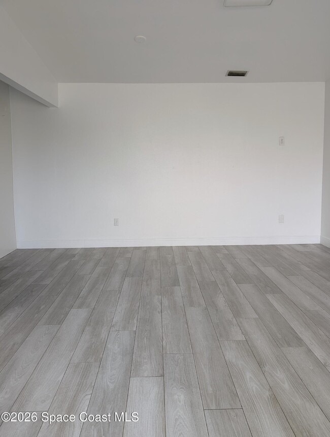 Building Photo - 1430 Malibu Cir NE