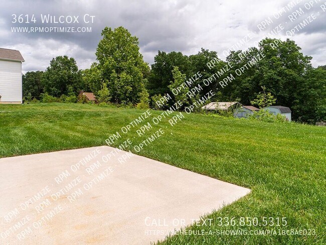 Building Photo - 3614 Wilcox Dr