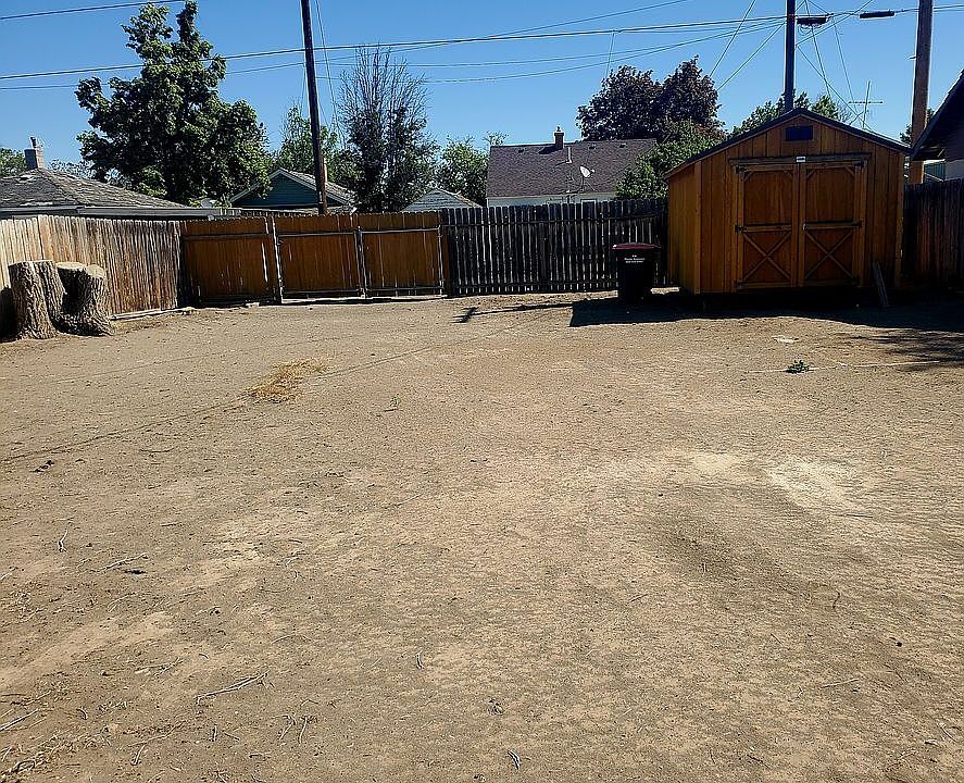 Building Photo - 630 3rd Ave W