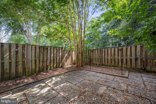 Building Photo - 7530 Oldham Way