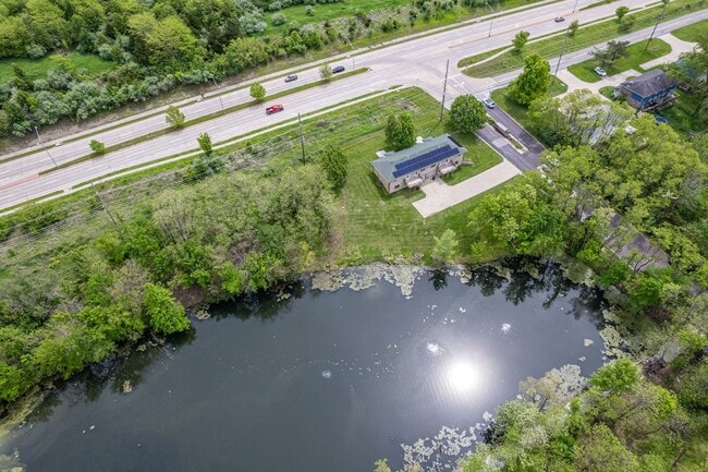 Building Photo - GEORGETOWN Duplex - SW Columbia – 3 Bed, 3...