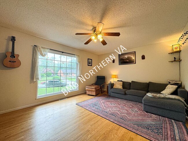 Building Photo - 311 Prospect Dr SW