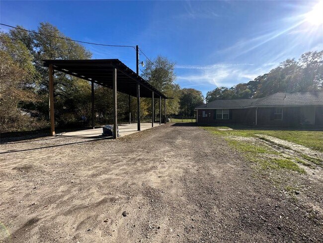 Building Photo - 636 County Rd 3731